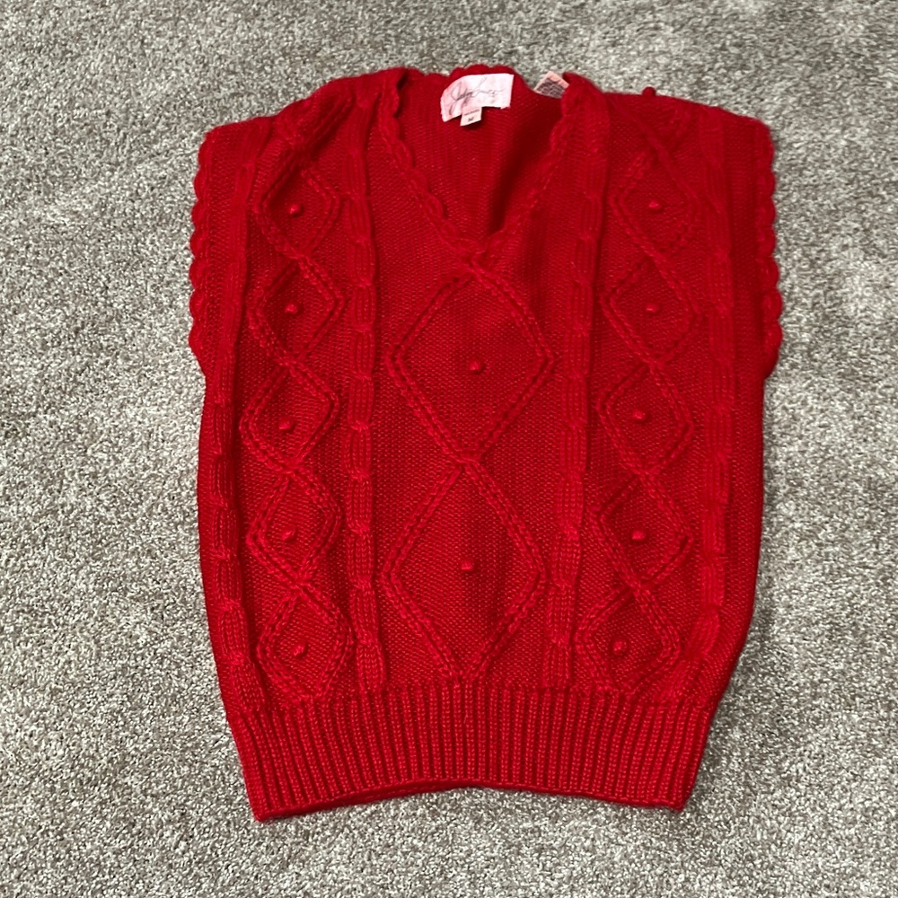Jacklyn Smith Red Cable Knit Women's Sweater Vest